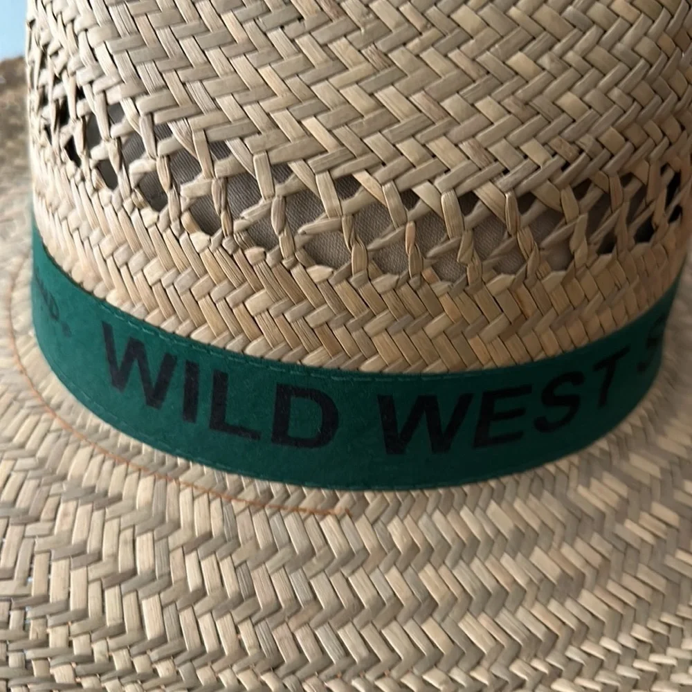Rare Disneyland Paris Buffalo Bills Wild West Show Straw Cowboy Hat Green.